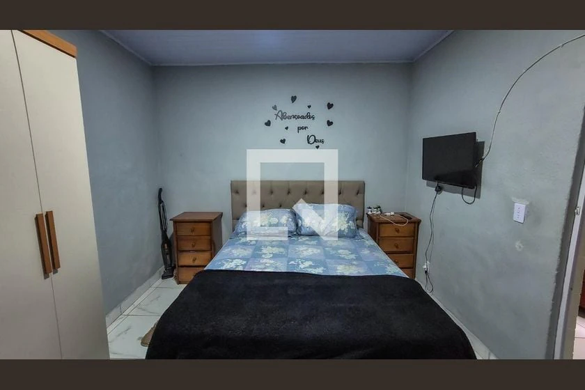2-bedroom house with a garden — photo 26