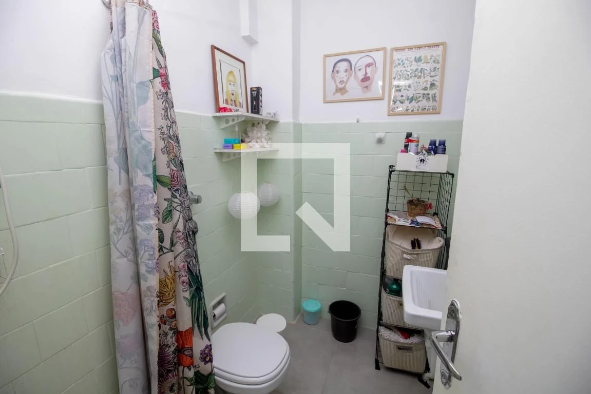 Furnished studio, 32 m², with a home office — photo 11