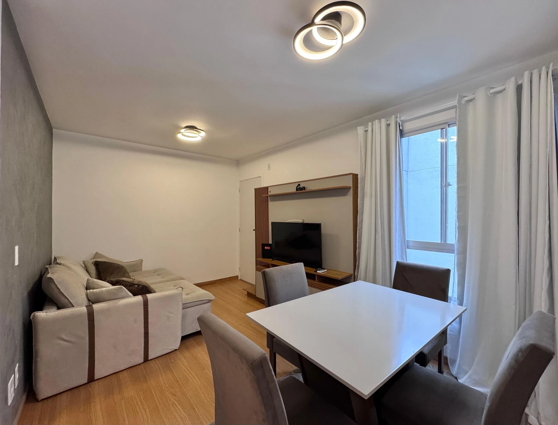 Furnished apartment with 2 bedrooms and a balcony — photo 7