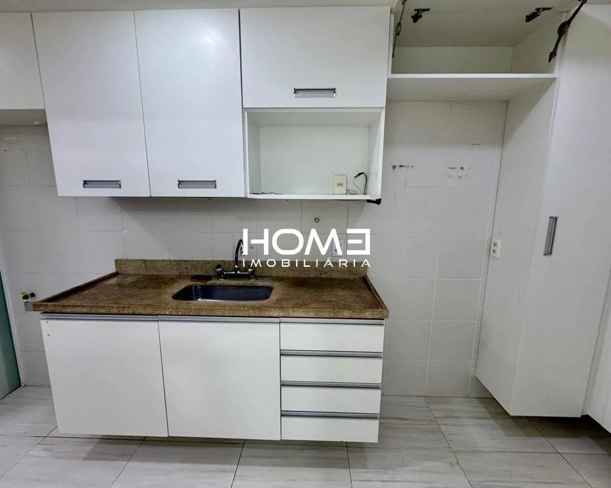 Квартира з 2 спальнями та заскленим балконом — photo 2