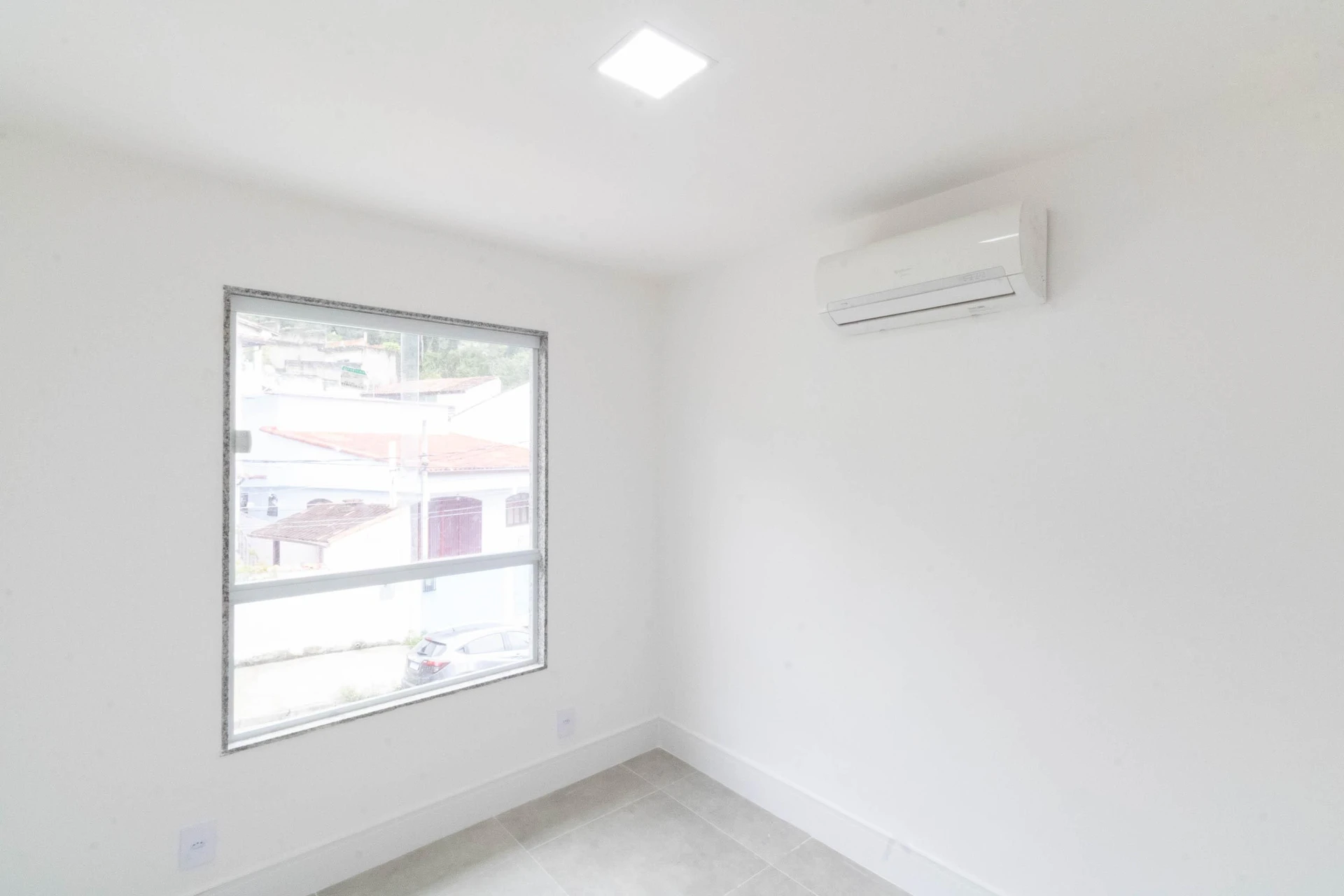 House, 93 m², with a washing machine — photo 3