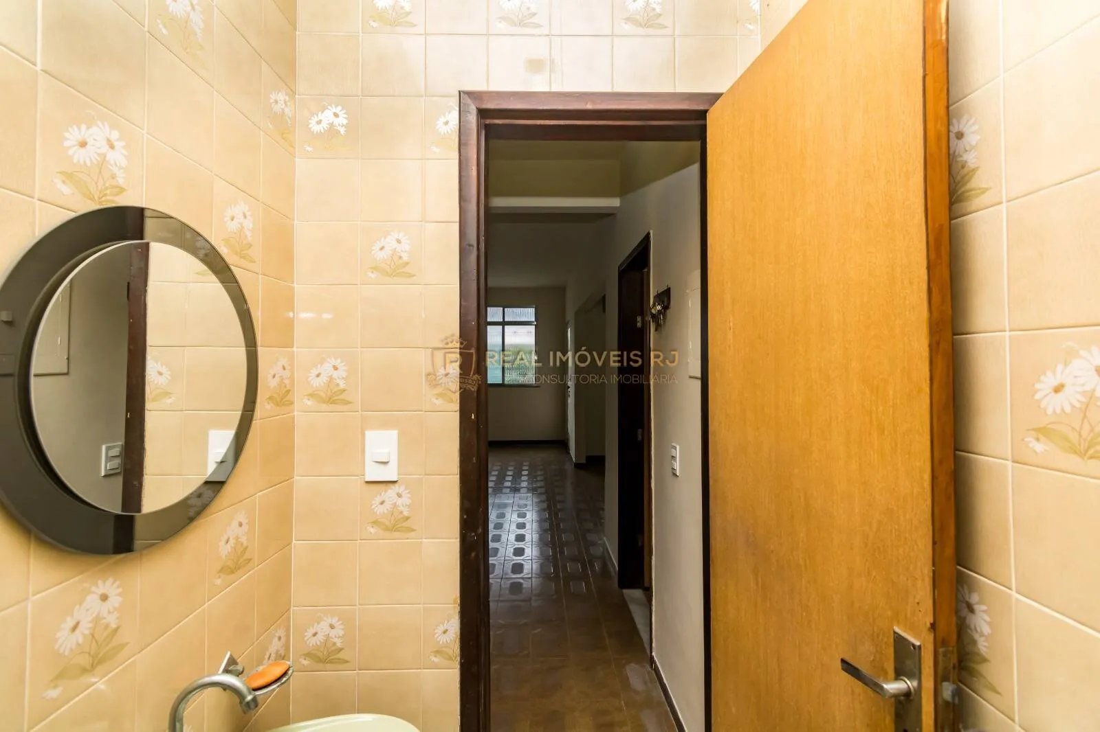 Unfurnished house with 3 bedrooms and 5 bathrooms — photo 19