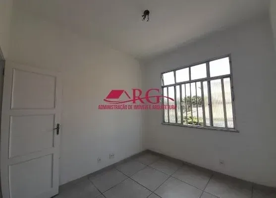 Apartment with 2 bedrooms and a fitted kitchen — photo 16