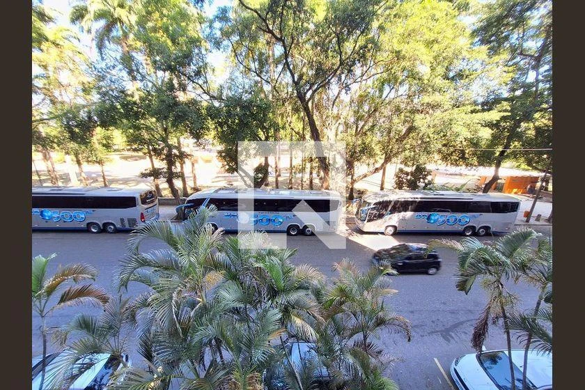 Apartamento para alugar com 3 quartos e 300 m² — photo 45
