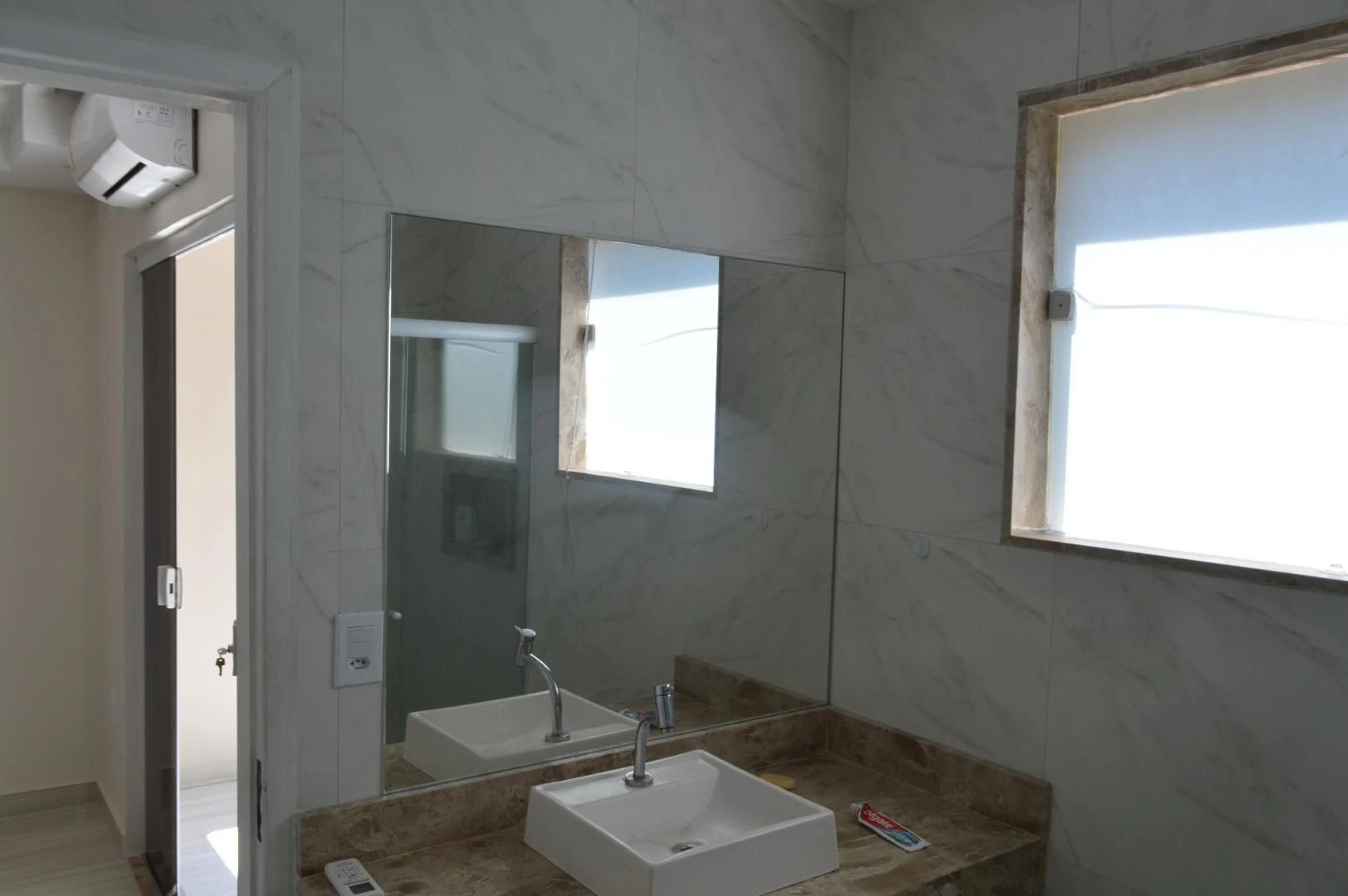 Ванна та 3 спальні: будинок 390 м² — photo 32