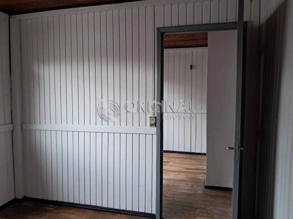 Будинок із 2 спальнями та дерев'яною підлогою або ламінатом — photo 14