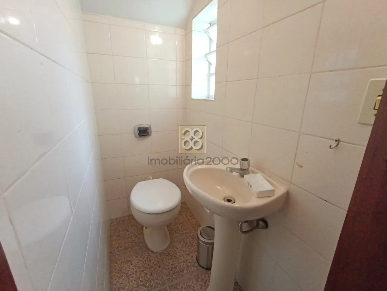 3-bedroom house with a washing machine in Curitiba — photo 9