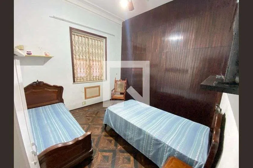 Casa para locação com varanda e 4 quartos, 1147 m² — photo 16