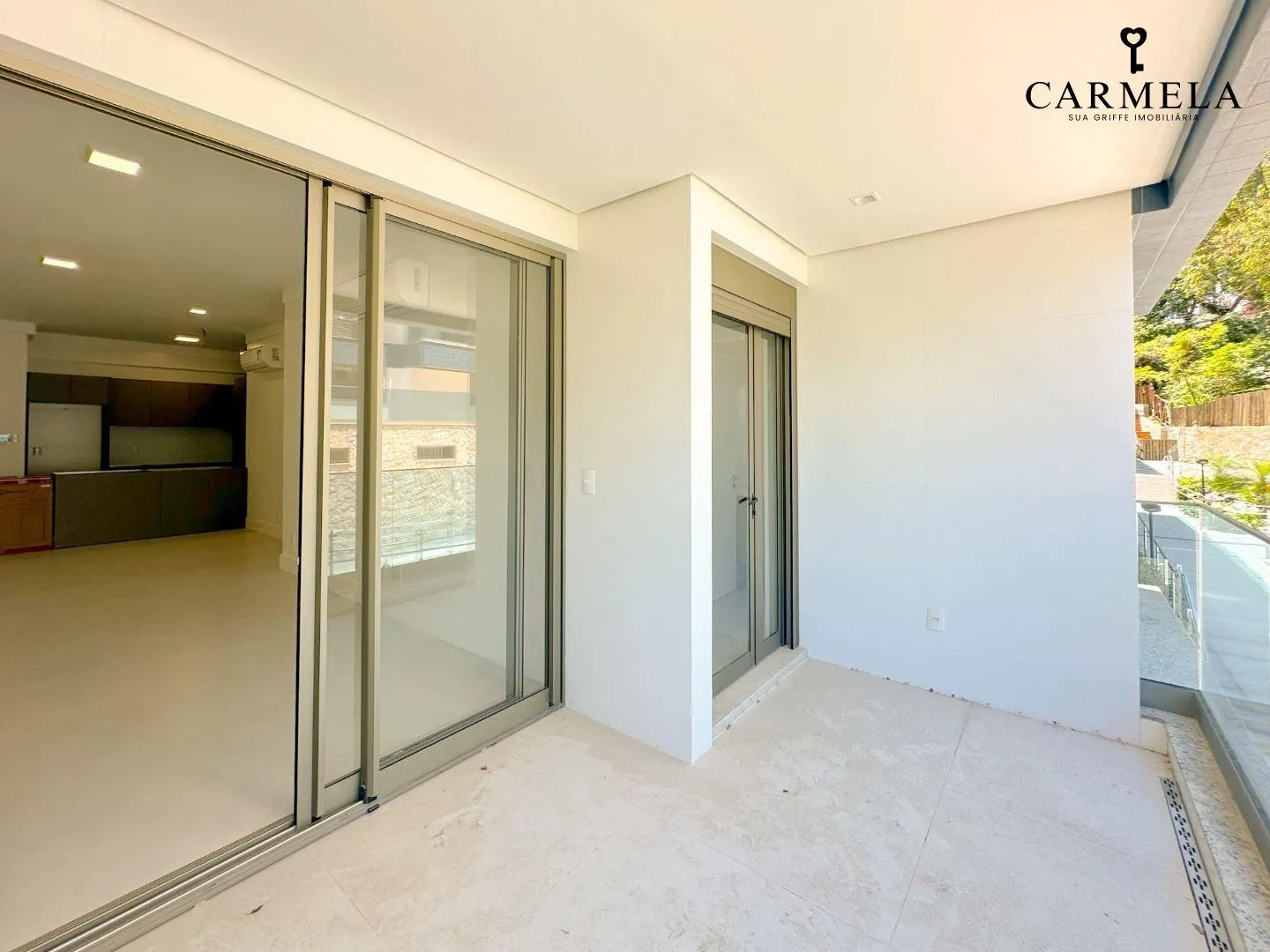 Вид на воду и 3 спальни: квартира 122 м² — photo 38