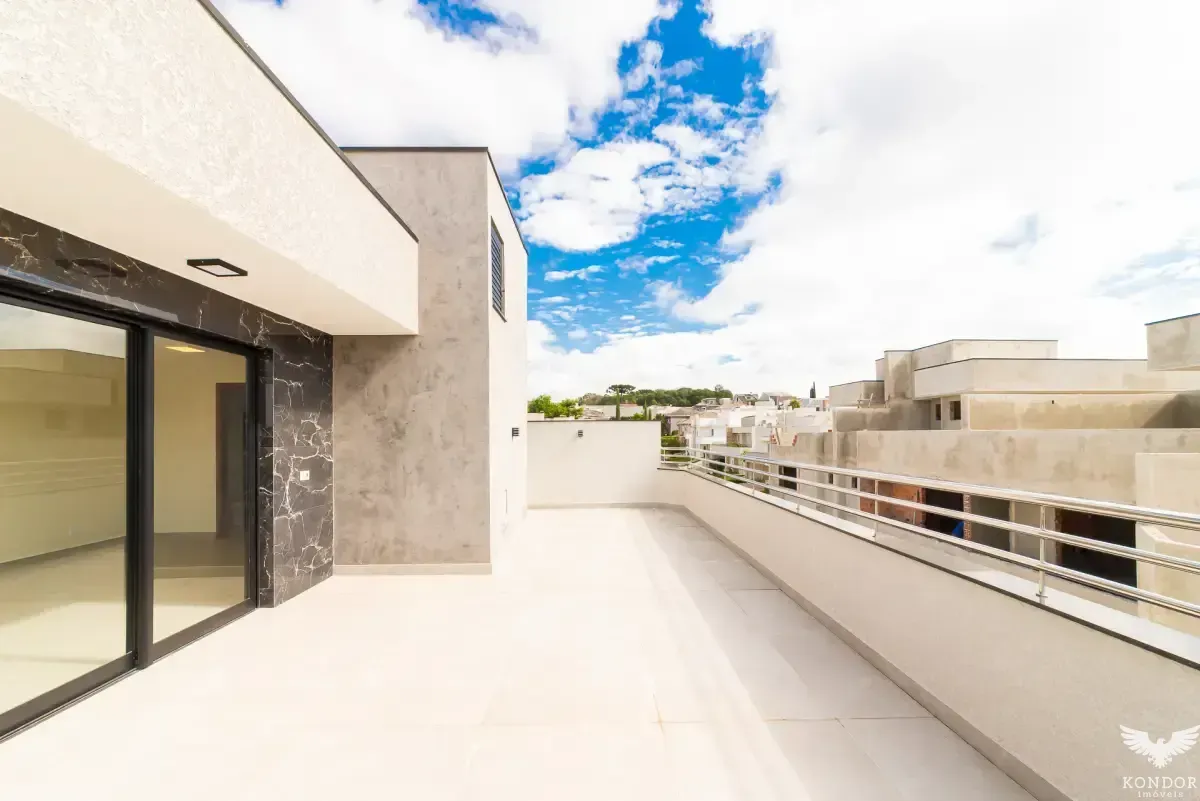 Two-story house with 230 m², 3 bedrooms and 4 baths — photo 11