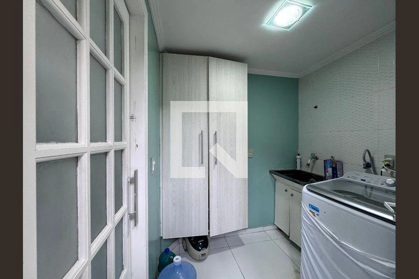 Furnished house with a closed kitchen and 4 en-suites — photo 49