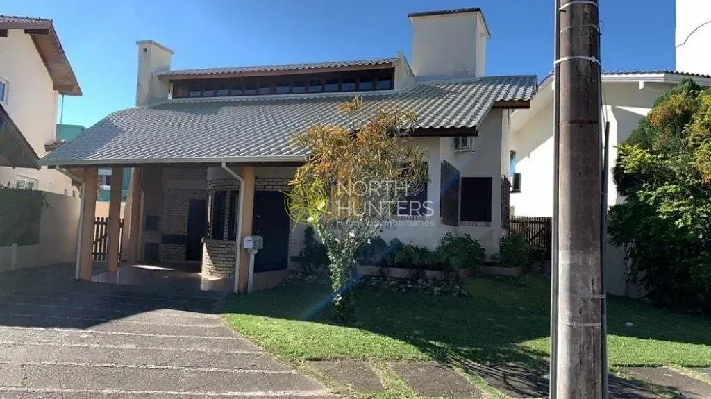 Casa amueblada con 4 dormitorios y 3 baños — photo 3