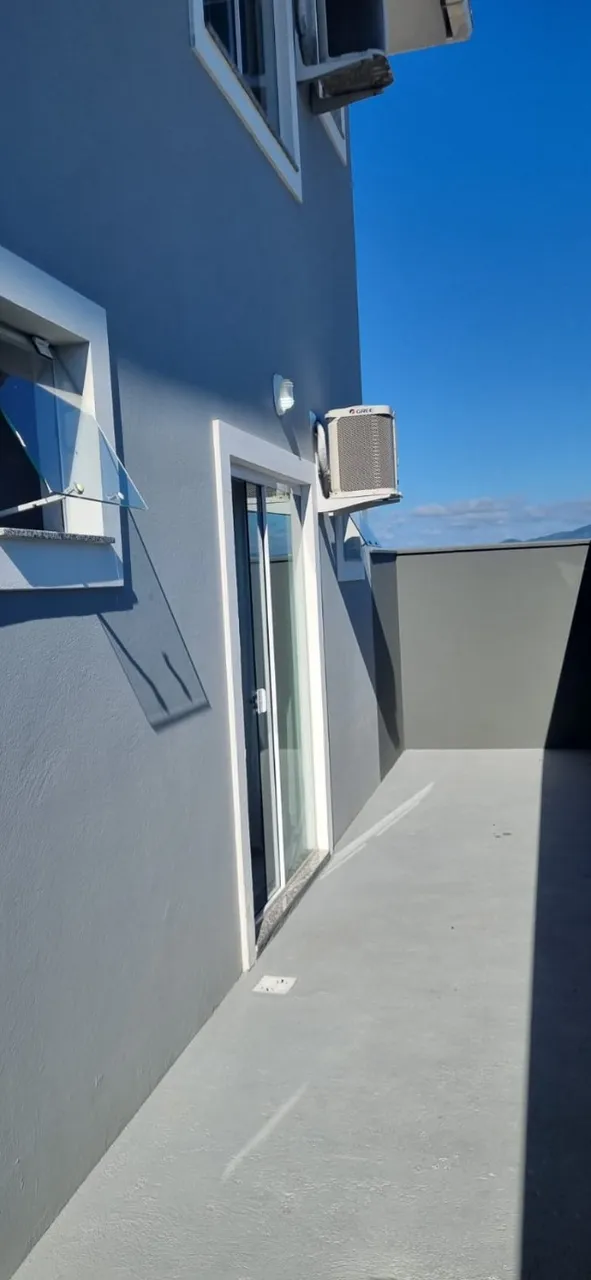One-bedroom apartment with a home office in Florianópolis — photo 9