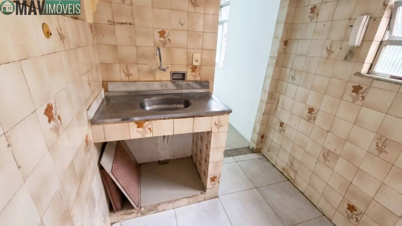 Washing machine in a one-bedroom apartment, 35 m²