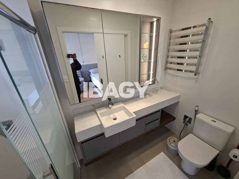 Furnished 2-suite apartment with 117 m² and 3 bathrooms — photo 15