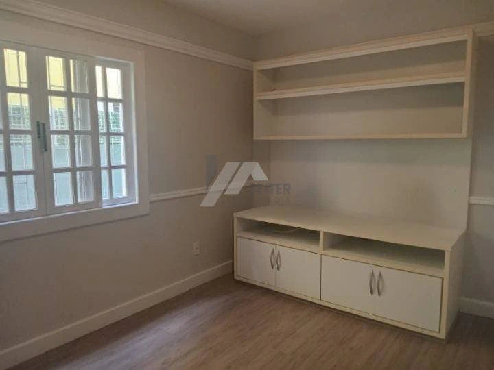 3-bedroom house with a private pool in Florianópolis — photo 19