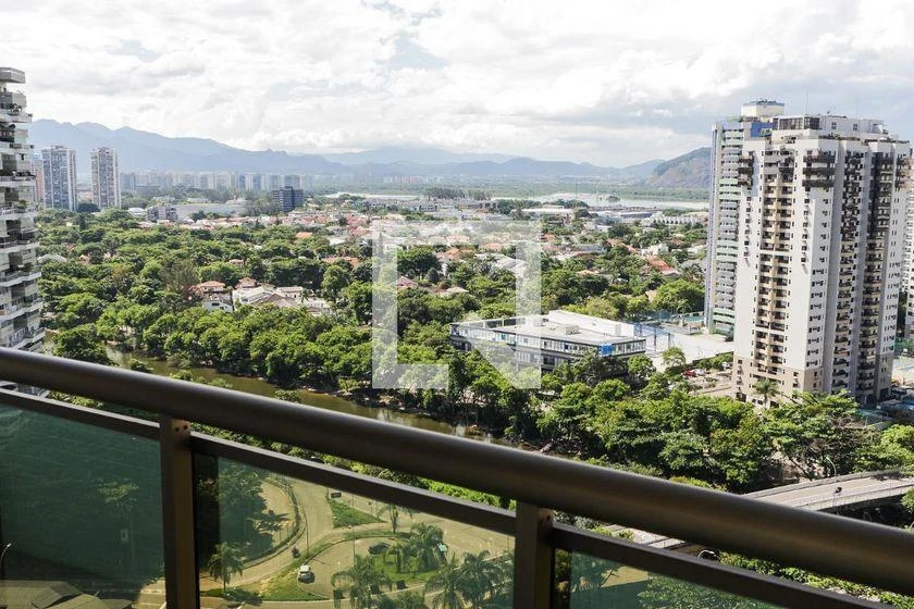 Furnished apartment, 150 m², with a glass-enclosed balcony — photo 17
