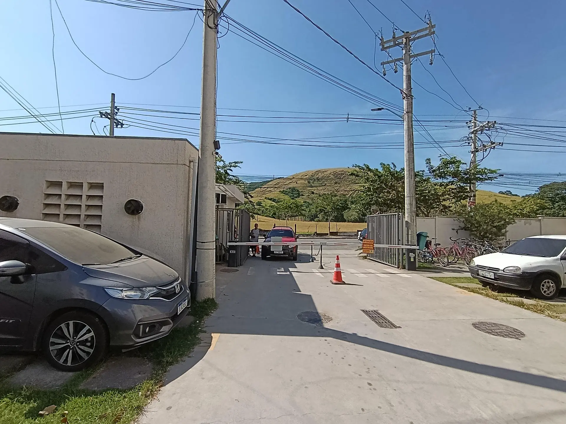 Unfurnished 2-bedroom apartment with 1 bath and 2 parking — photo 26