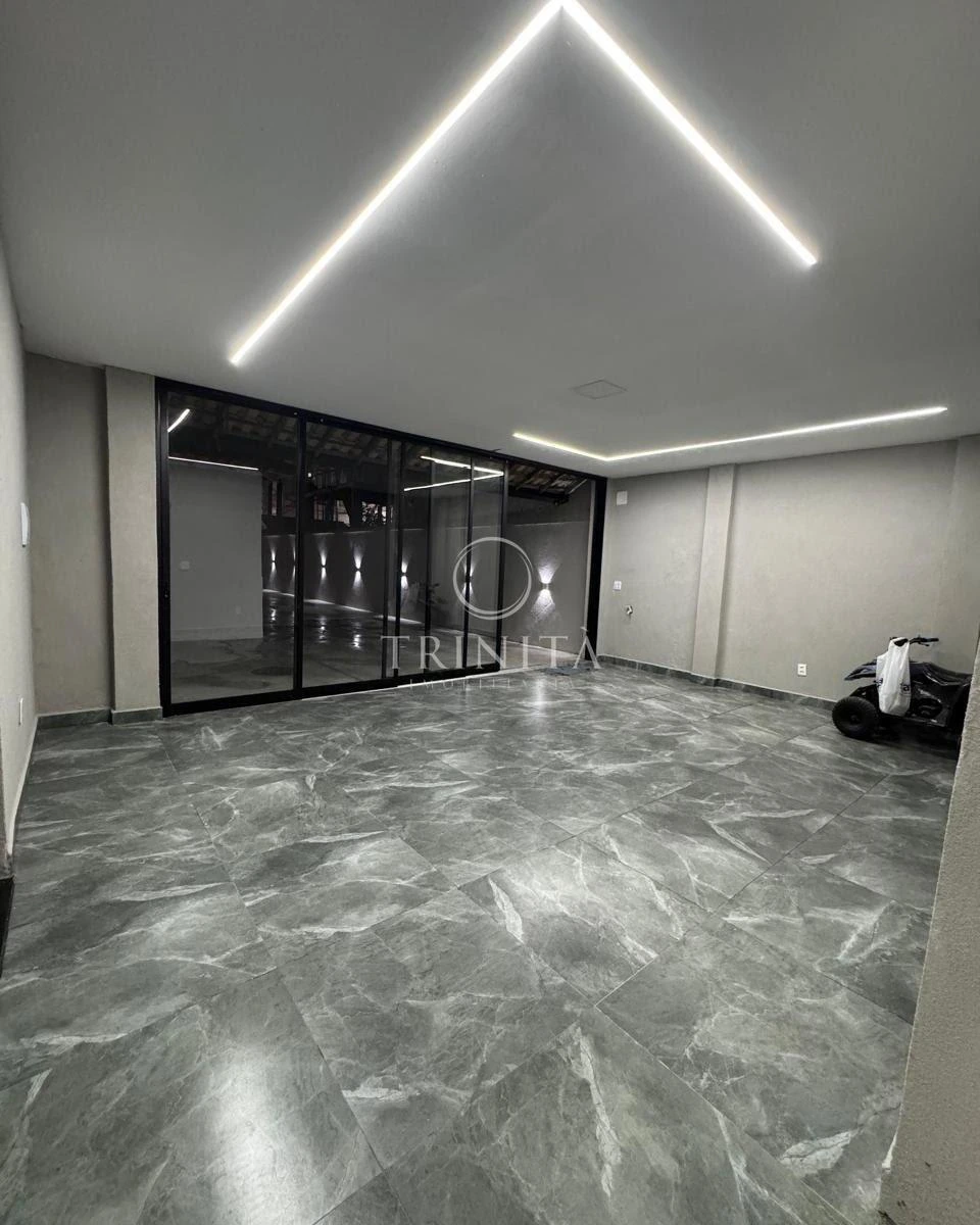 6-bedroom house, 3 with their own bathrooms, 350 m² — photo 25