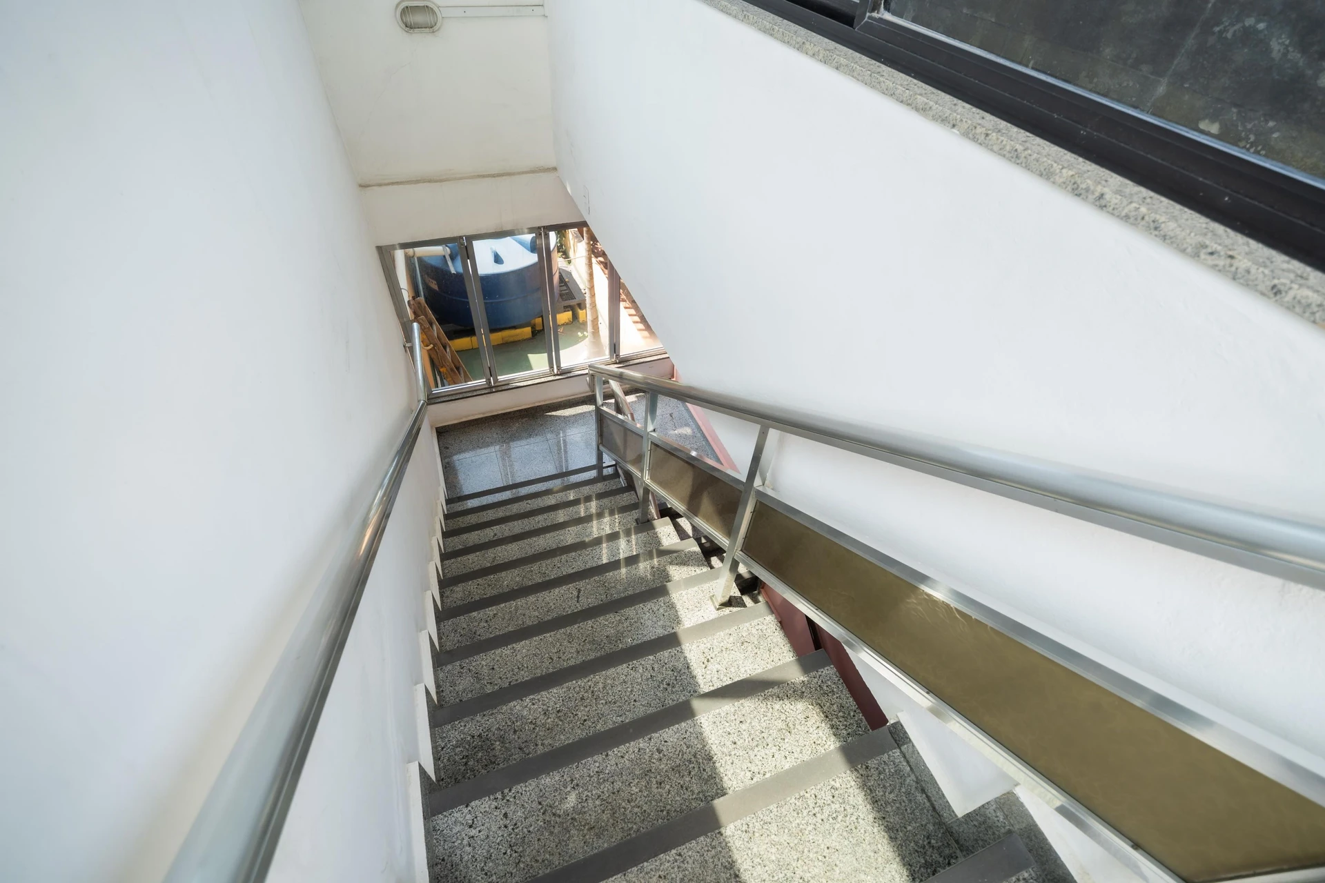 Furnished house, 449 m², with a jacuzzi — photo 129
