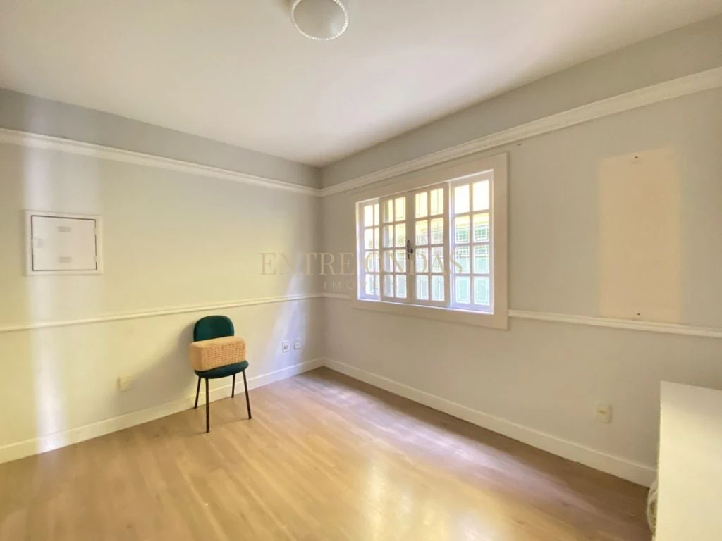 Home office in a 3-bedroom house, 170 m² — photo 16