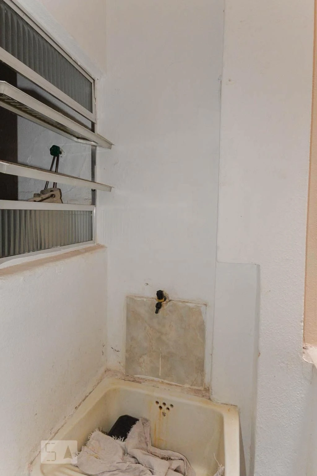 Apartamento, 40 m², com piso de madeira ou laminado — photo 2