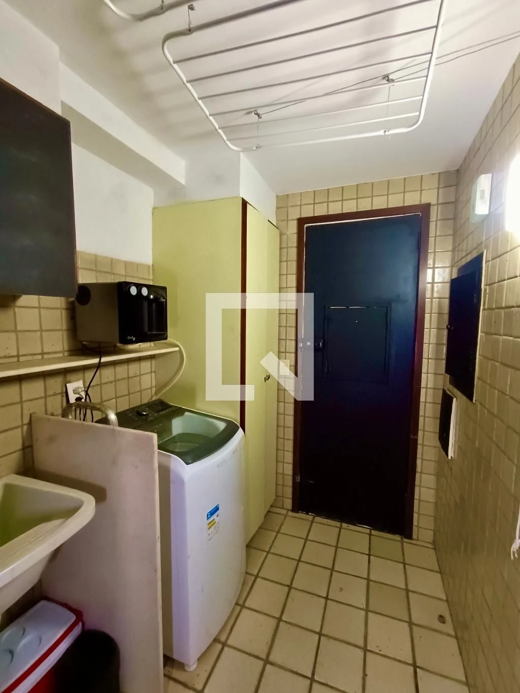 Furnished 2-bedroom apartment with private balcony BBQ — photo 44