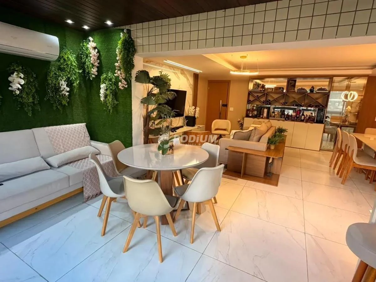 Ванна та 4 спальні: квартира 150 м² — photo 10