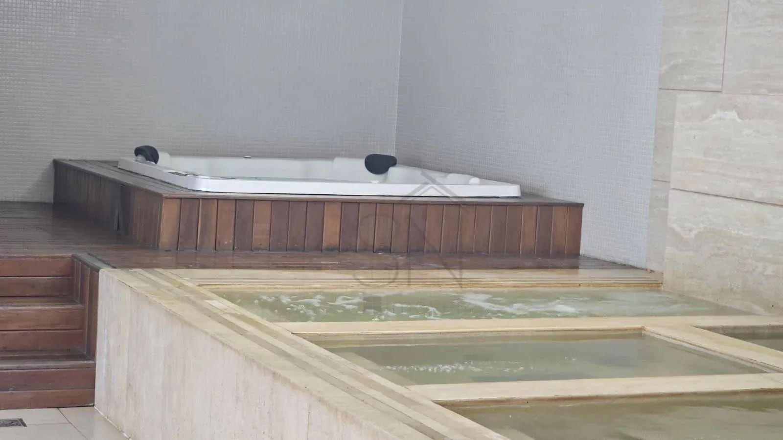 Мебльована квартира з 5 спальнями та 557 м² — photo 30