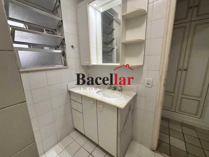Apartamento mobiliado de 69 m² com varanda e 1 quarto — photo 16