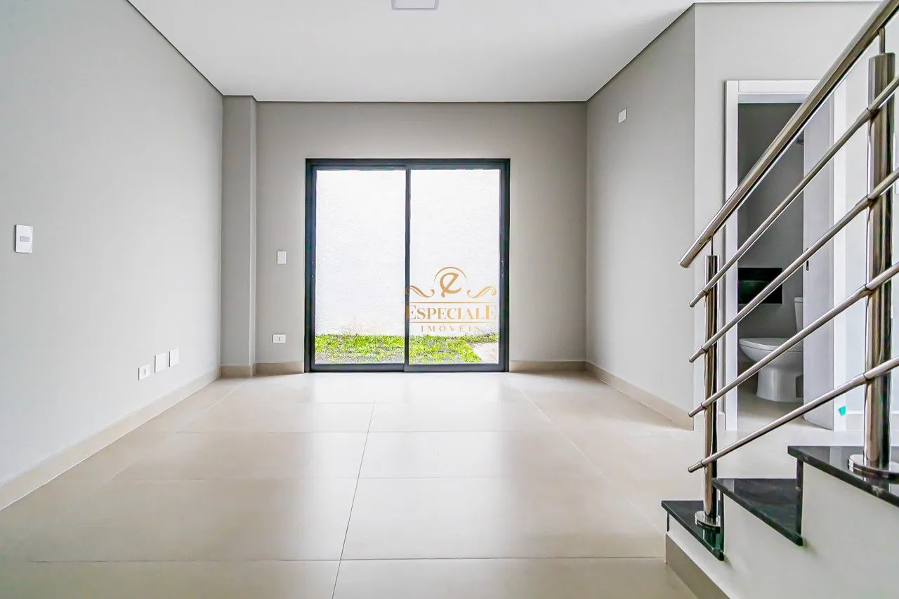3-bedroom house with open-plan kitchen and private garden — photo 8