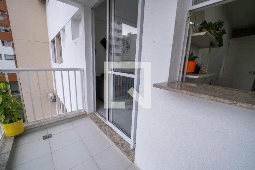 Apartamento mobiliado com 2 quartos e varanda — photo 25