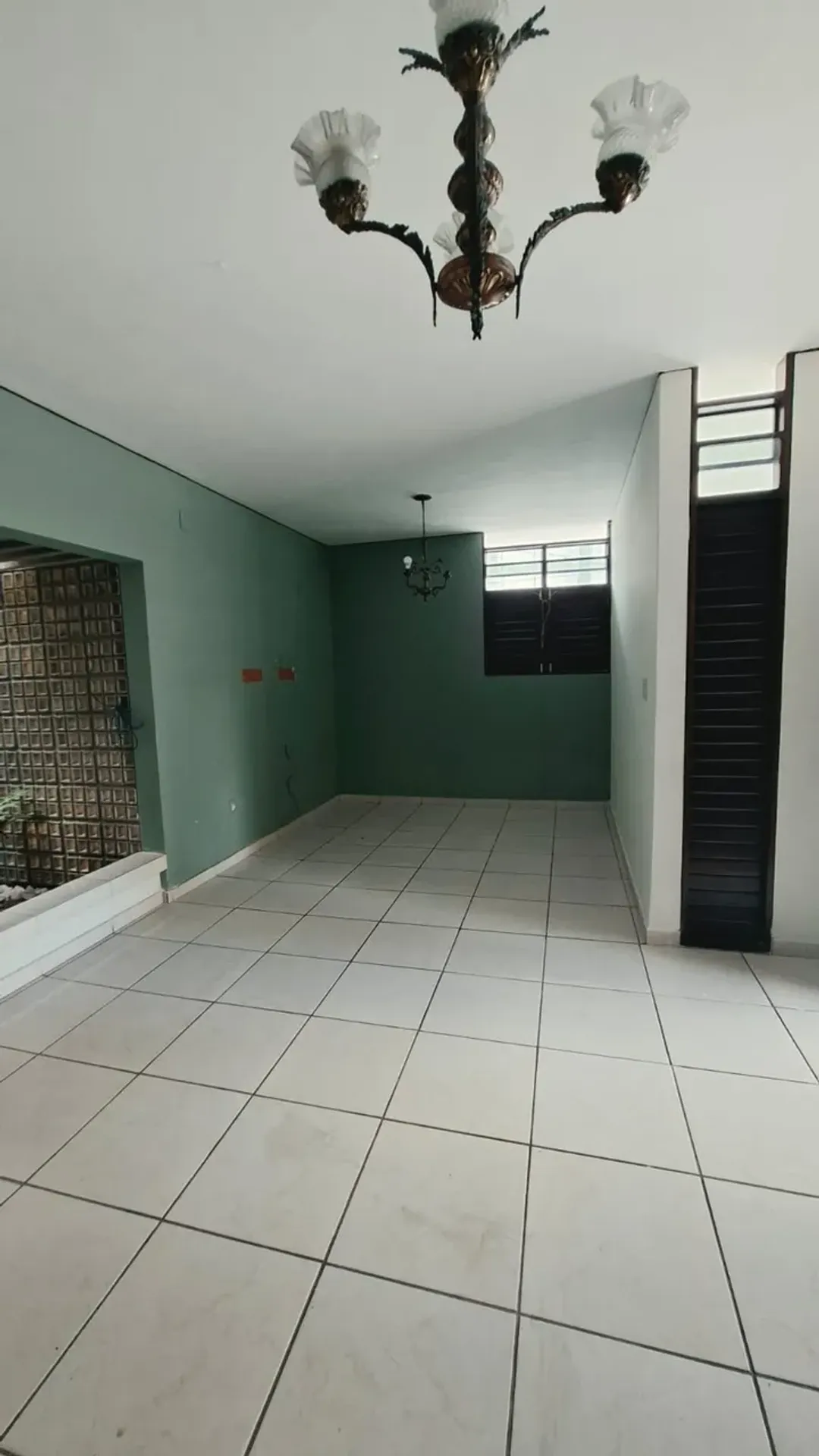 House with 4 en-suite bedrooms and electronic gate — photo 7