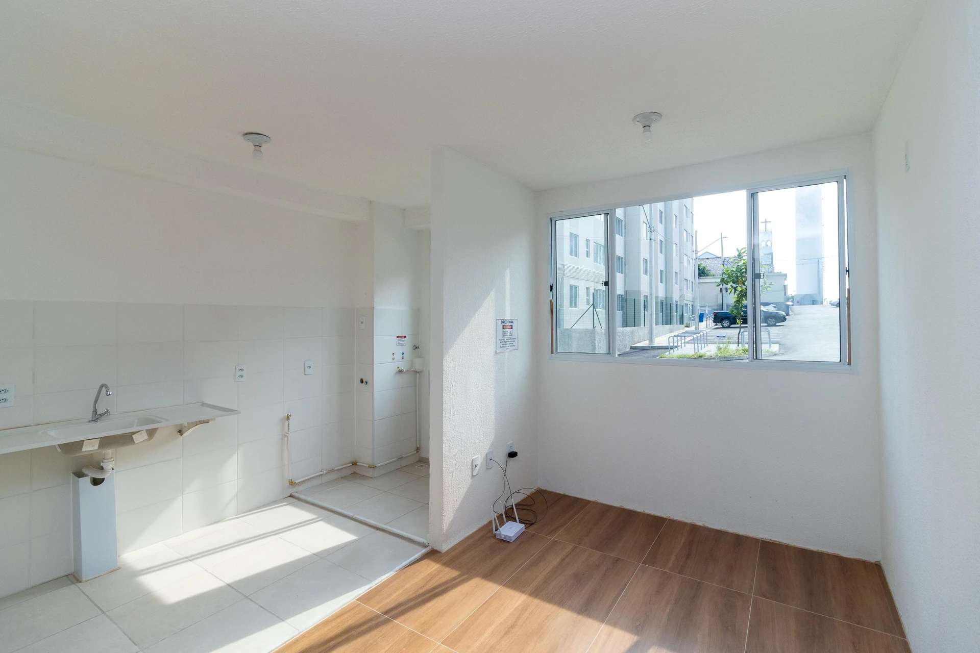 One-bedroom apartment in a building with a gym