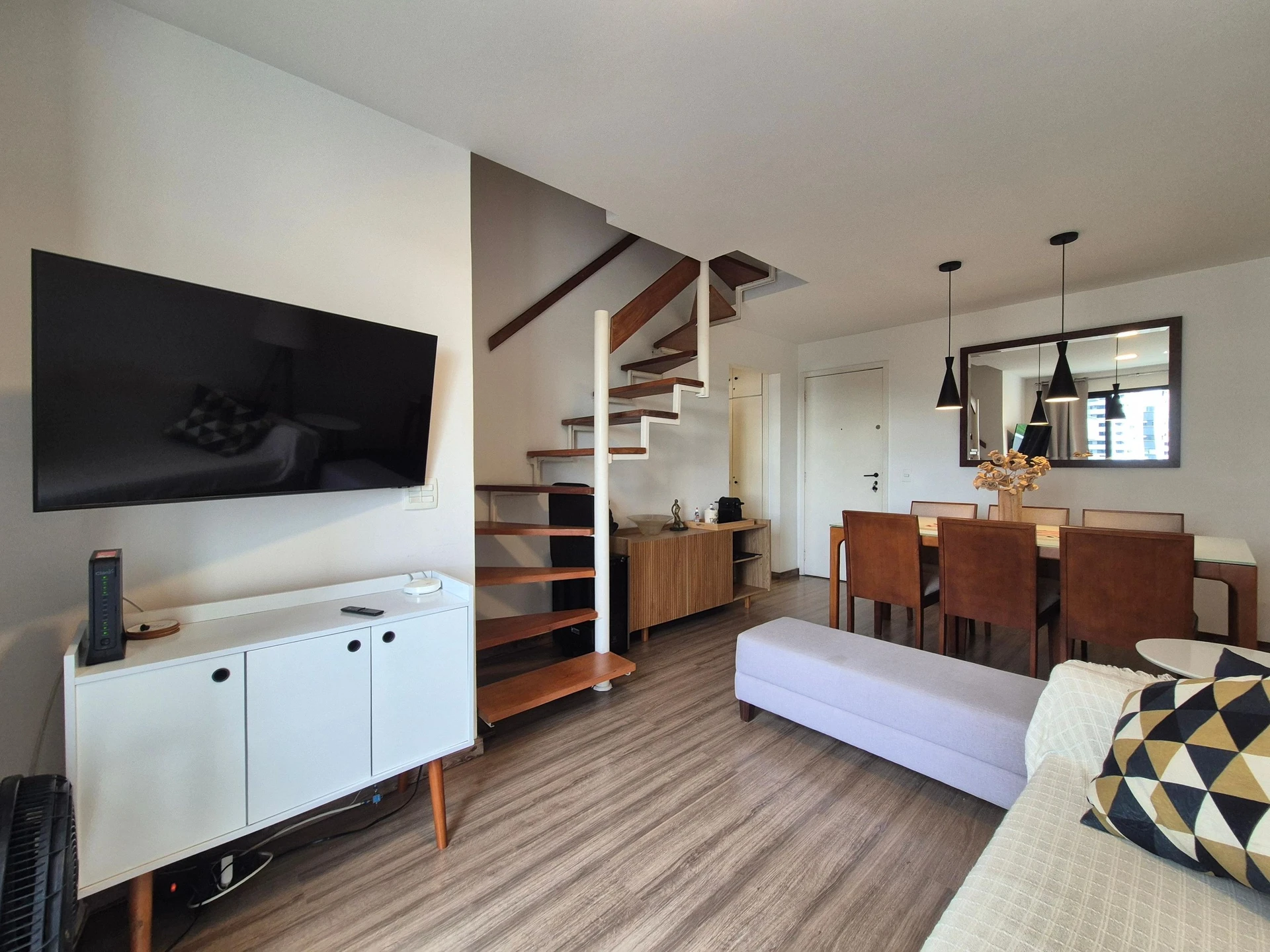 Furnished apartment with 2 en-suite bedrooms and 1 parking — photo 4