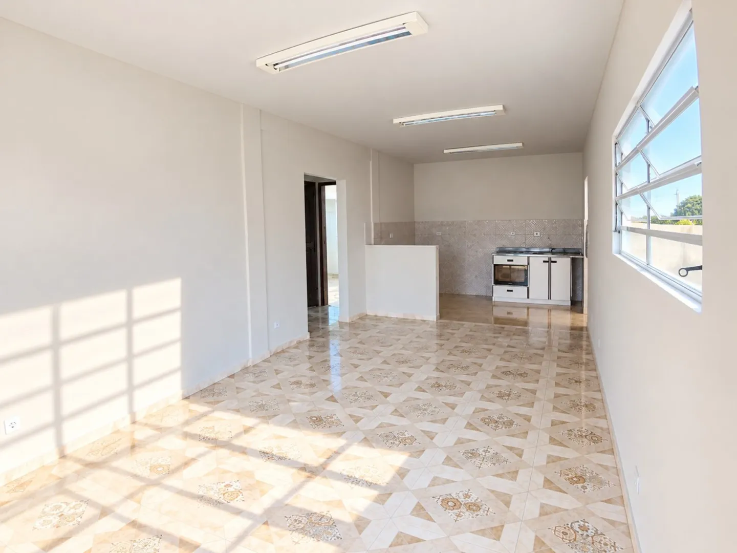 Будинок: 2 спальні, 1 з власною ванною кімнатою, 70 м² — photo 4