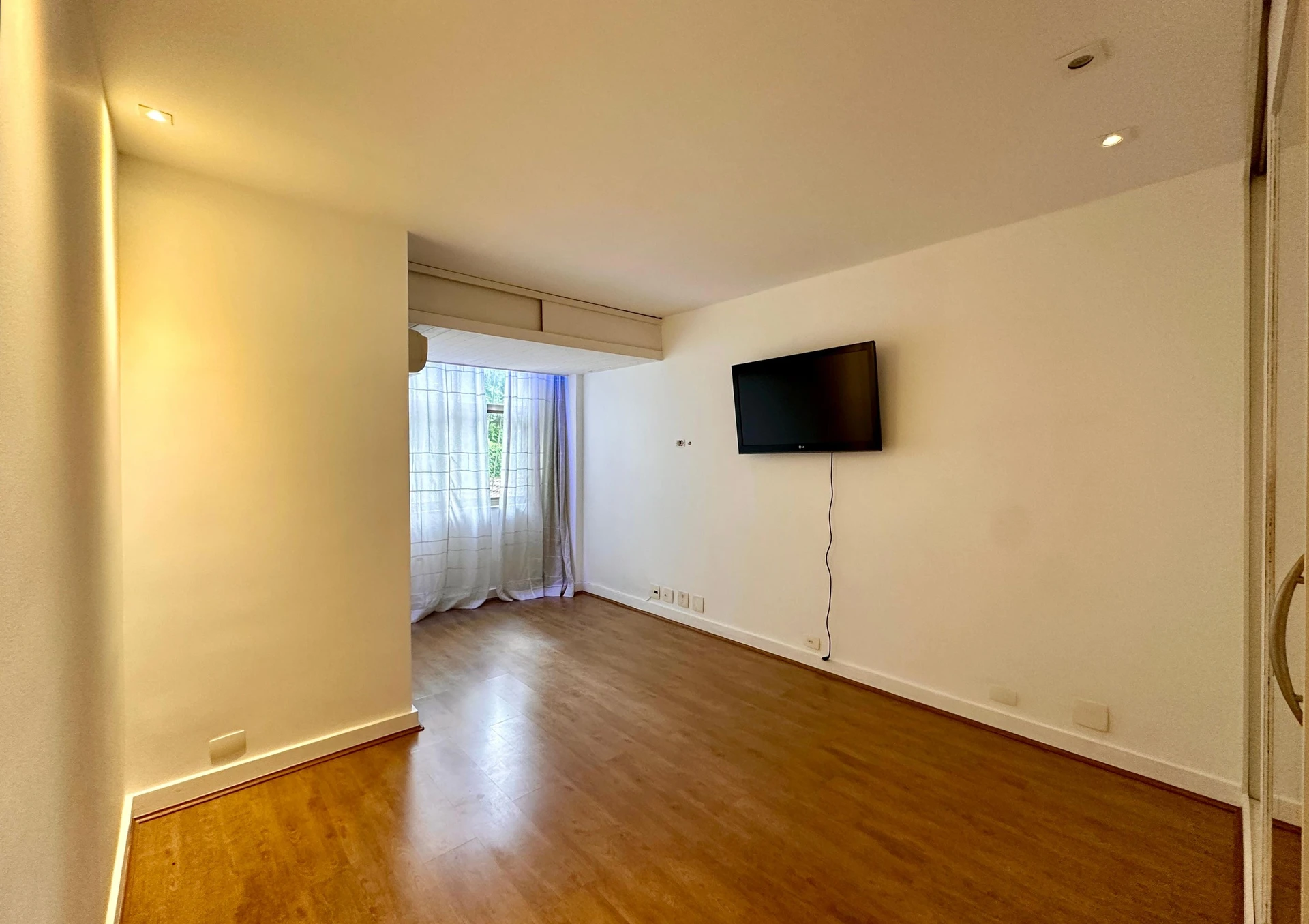 Rental apartment with 3 bedrooms and 1 en-suite — photo 11