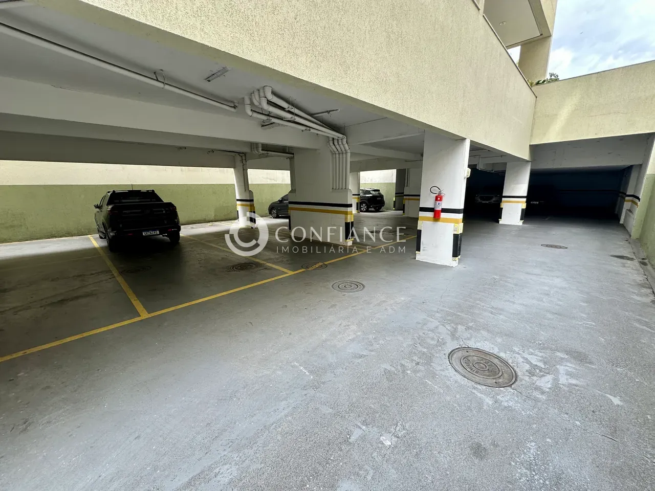 2-bedroom apartment with 2 bathrooms and a balcony — photo 42