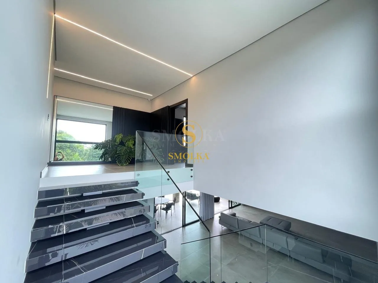 Меблированный дом 645 м² с 5 спальнями и 7 санузлами — photo 63