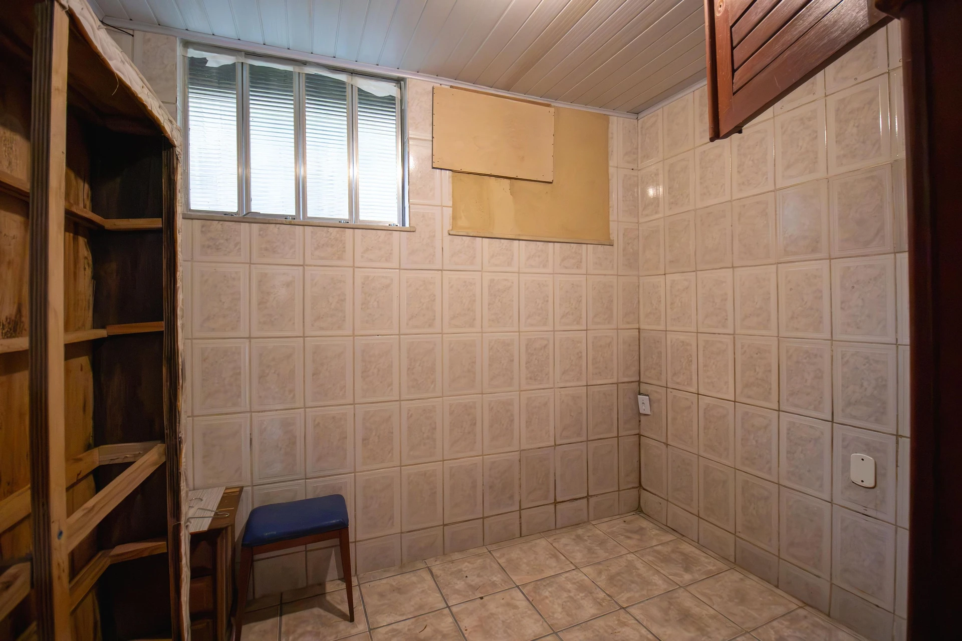 One-bedroom house with a garden — photo 16