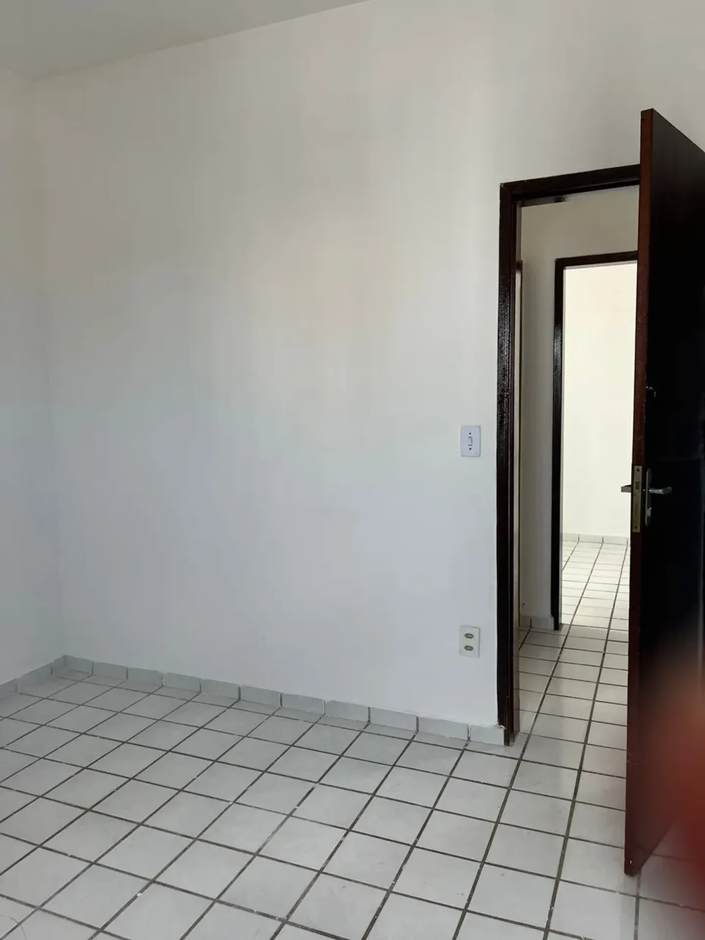 3-bedroom apartment, 1 with its own bathroom, 79 m² — photo 18