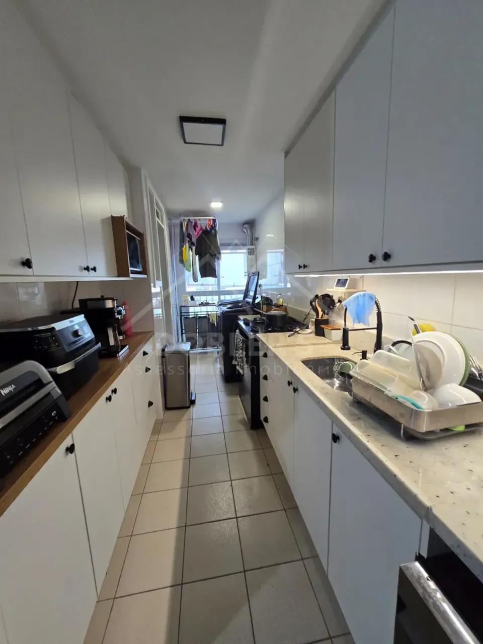 Apartamento mobiliado com 3 quartos e cozinha fechada — photo 15