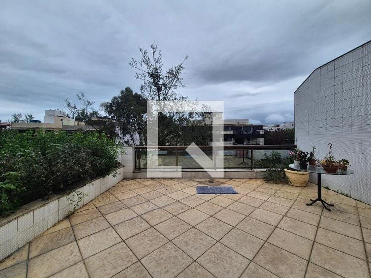 Furnished apartment, 325 m², with a home office — photo 40