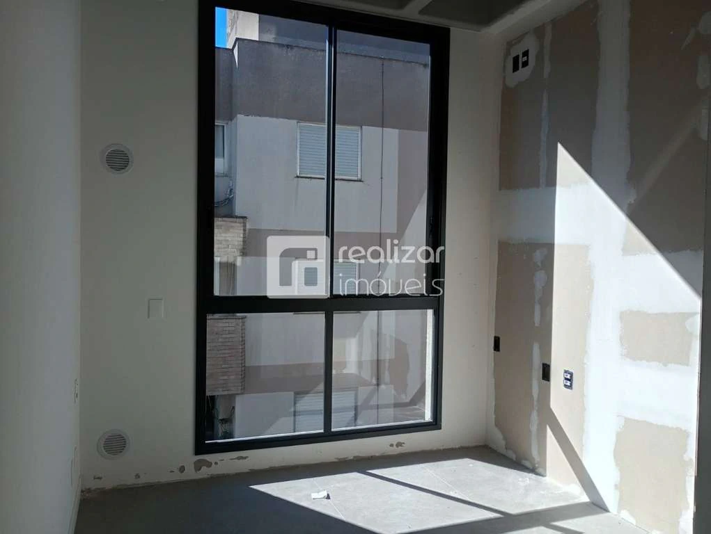 1-bedroom apartment with 35 m² and a glass shower — photo 2