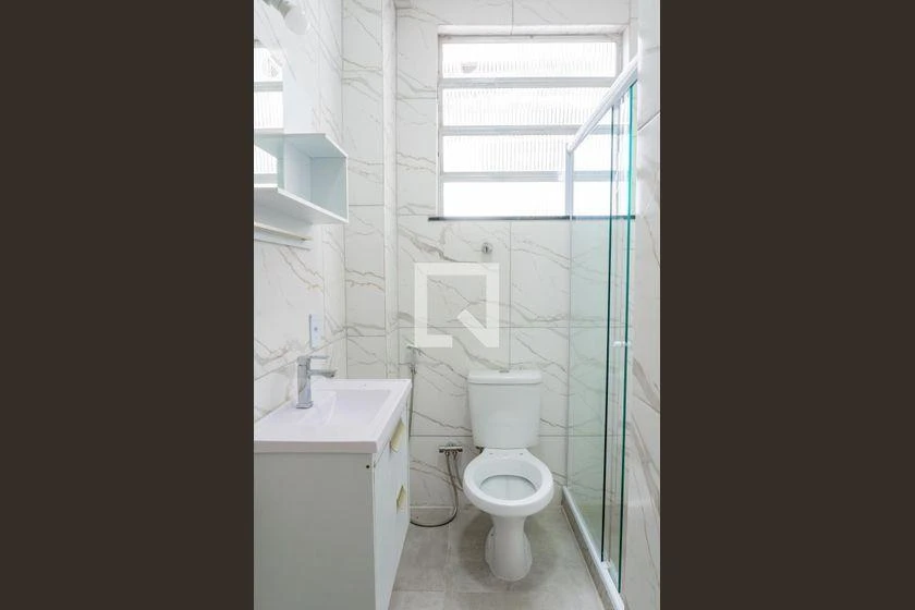 Rental apartment with 2 bedrooms and 2 bathrooms — photo 15
