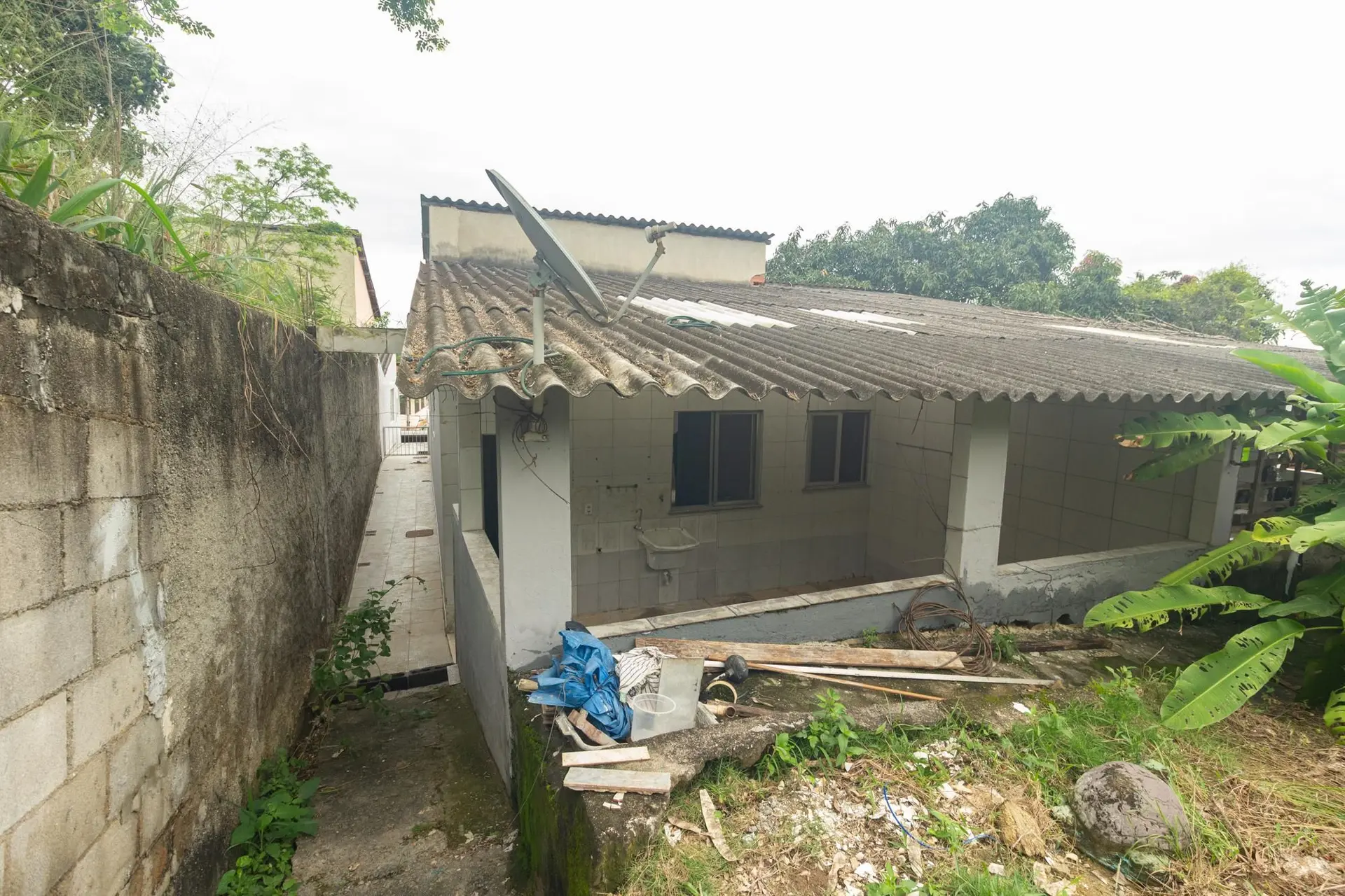 2-bedroom house with a garden in Rio de Janeiro — photo 35