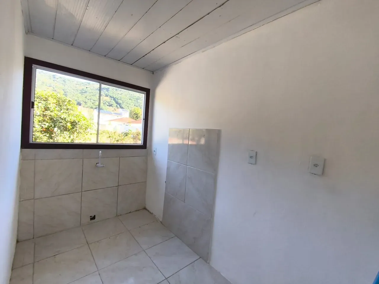 Single-story house 74 m² with 2 bedrooms and outdoor area