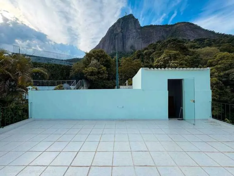Casa triplex com 3 quartos e 5 banheiros — photo 8