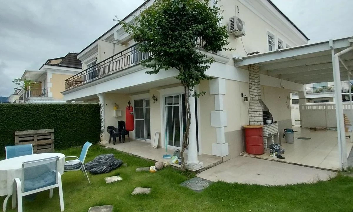 Casa de 4 dormitorios con balcón gourmet — photo 35