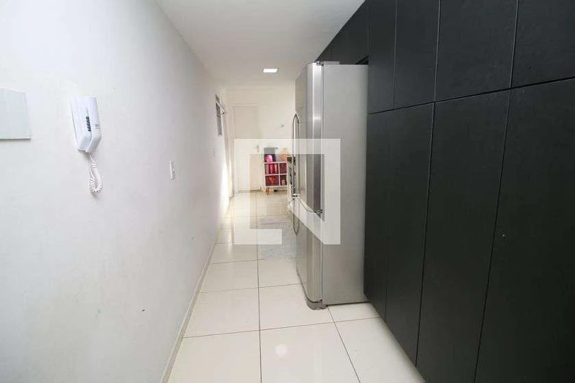 78 m² rental apartment with 2 bedrooms and 1 suite — photo 30